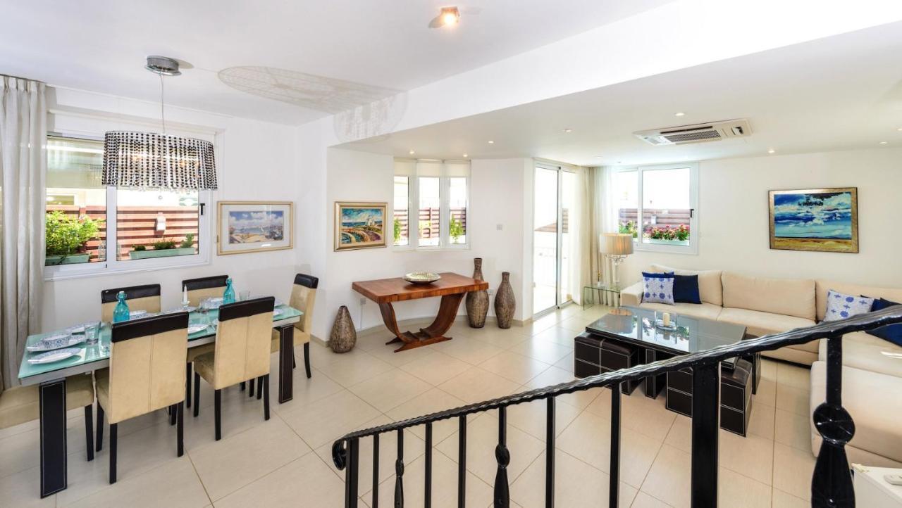 La Vita Villa #1 โปรทาราส ภายนอก รูปภาพ
