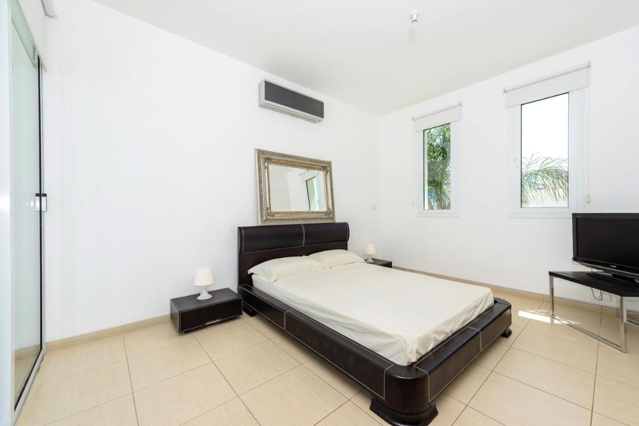 La Vita Villa #1 โปรทาราส ภายนอก รูปภาพ