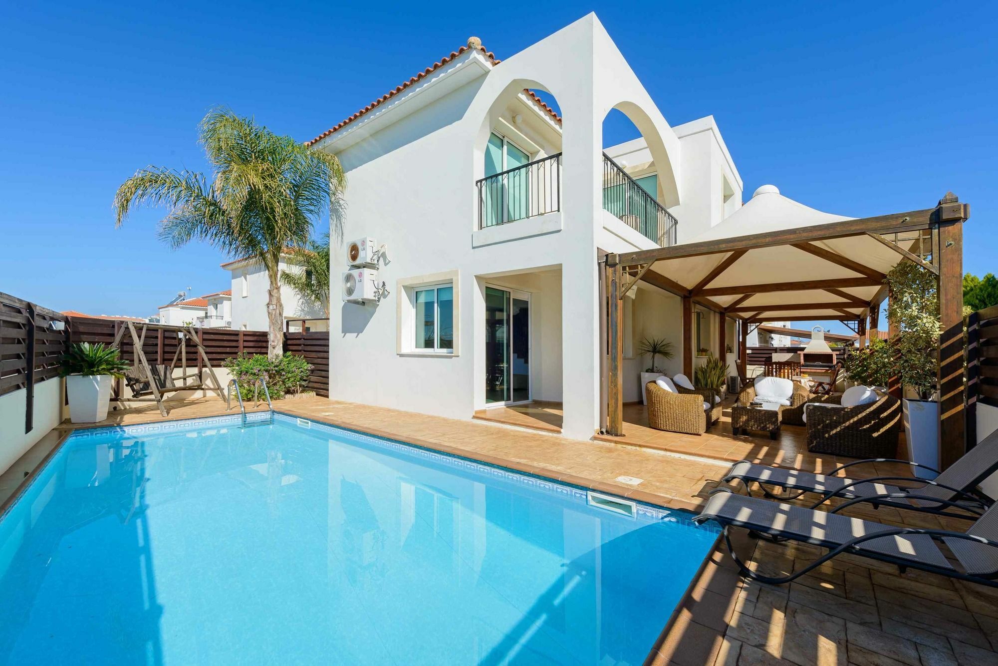 La Vita Villa #1 โปรทาราส ภายนอก รูปภาพ